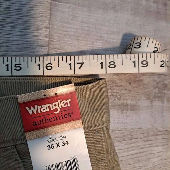Wrangler Authentics NWT Cargo Pant Men 36x34 Relaxed Fit Tan Cotton ZM6LGBH - Picture 8 of 12